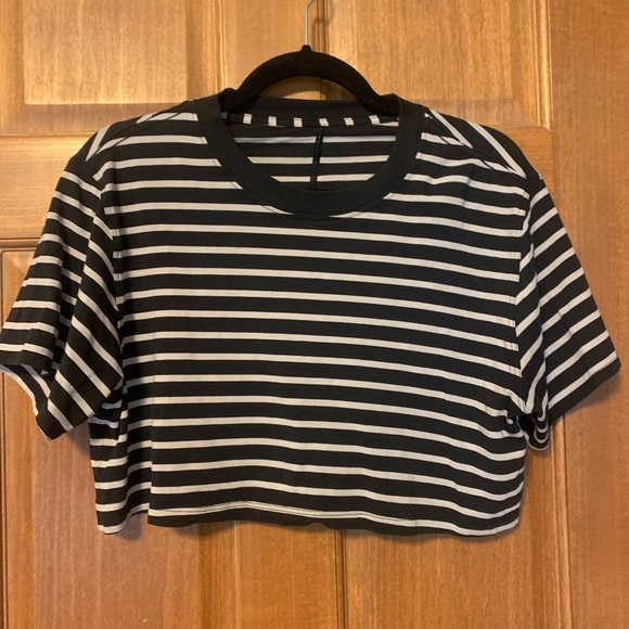 lululemon athletica Tops - Lululemon crop all yours tee
